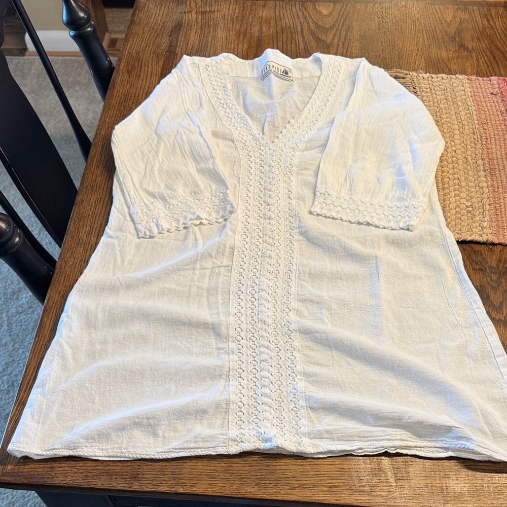 Elegant White Long Sleeve Dress